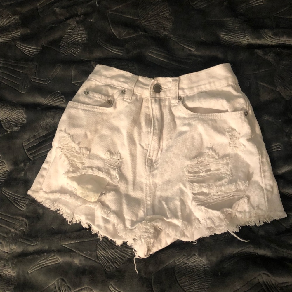 White high rise shorts